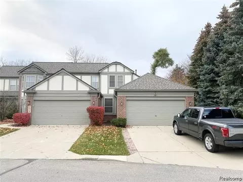 1900 Hawks Nest Crt Ct #60, Canton, MI 48188