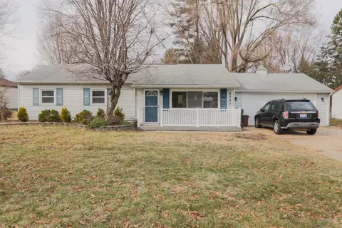 8267 21 Mile Rd, Shelby Township, MI 48317