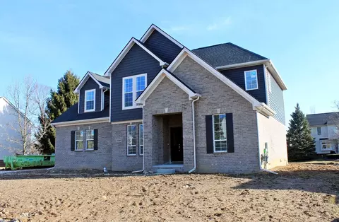1356 Cartwright Ln, South Lyon, MI 48178