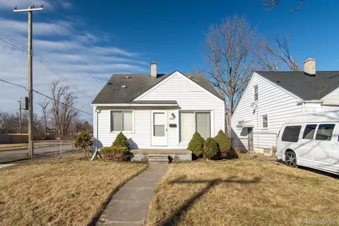 8201 Saint Marys St, Detroit, MI 48228