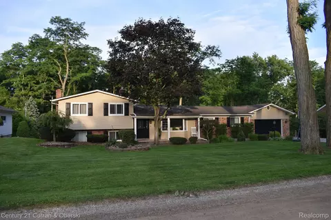 16400 Homer St, Plymouth, MI 48170