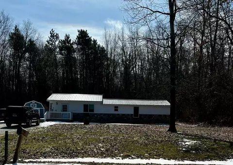 89 W Burnside Rd, Deerfield, MI 48435