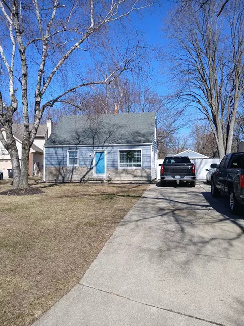 18237 Brentwood St, Livonia, MI 48152