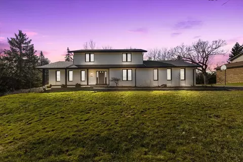764 Brookwood Walke, Bloomfield Hills, MI 48304