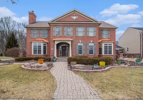 49532 Great Falls Rd, Canton, MI 48188