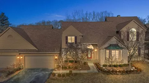 505 Cambridge Way, Bloomfield Hills, MI 48304