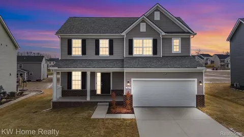 261 Quartz Way, White Lake, MI 48386