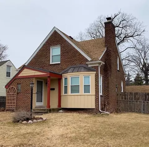 823 E Pearl Ave, Hazel Park, MI 48030