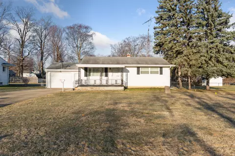 4240 Bristolwood Dr, Flint, MI 48507