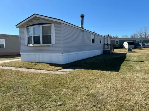7134 Mapleview Circle East Cir, Brown City, MI 48416