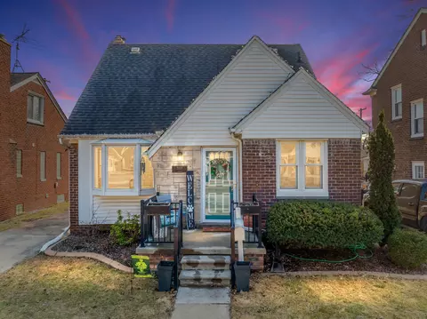 13113 Catalpa St, Southgate, MI 48195