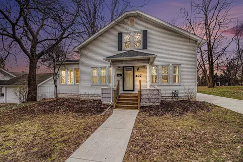 427 Lake St, Howell, MI 48843