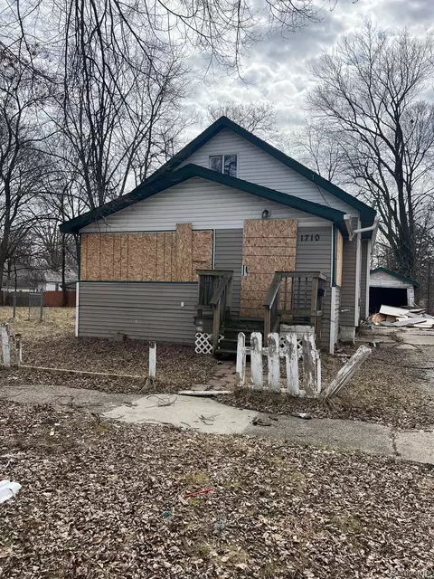 1710 Indiana Ave, Flint, MI 48506