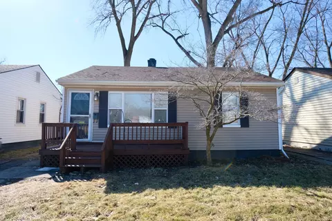646 E Dallas Ave, Madison Heights, MI 48071