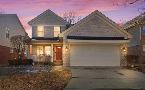 48291 Nottinghill Ln, Canton, MI 48188