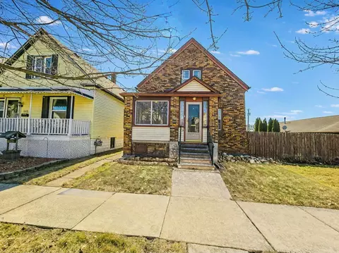 555 Chestnut St, Wyandotte, MI 48192