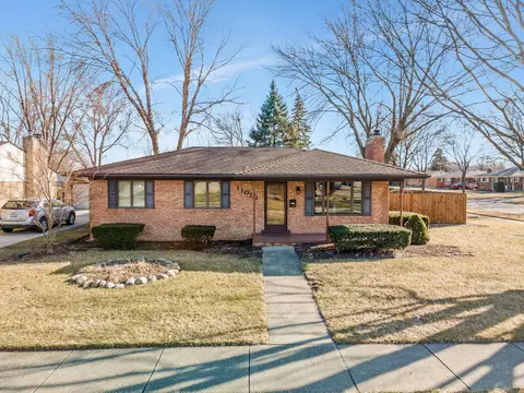 11010 Bedford Dr, Sterling Heights, MI 48313