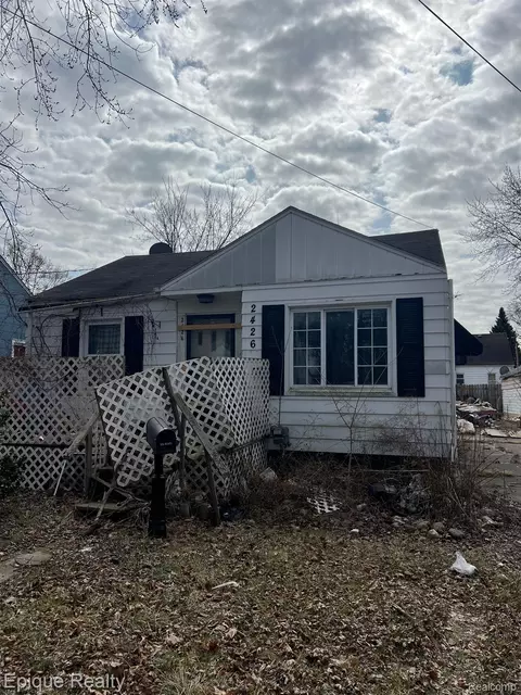 2426 Missouri Ave, Flint, MI 48506