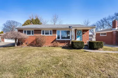 21217 Crane, Saint Clair Shores, MI 48081
