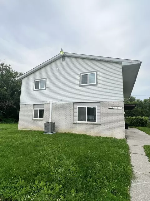 2343 S Michigan Ave, Saginaw, MI 48602