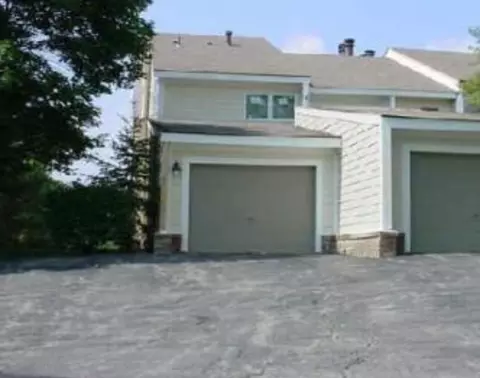 35322 Hillside Dr, Farmington Hills, MI 48335
