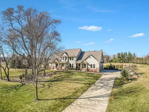 1356 Balsam Way, Milford, MI 48381