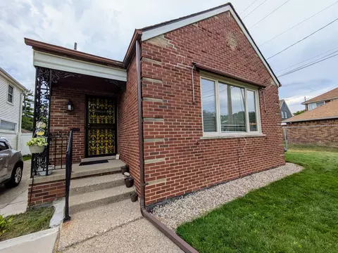 12056 Outer Dr E, Detroit, MI 48224