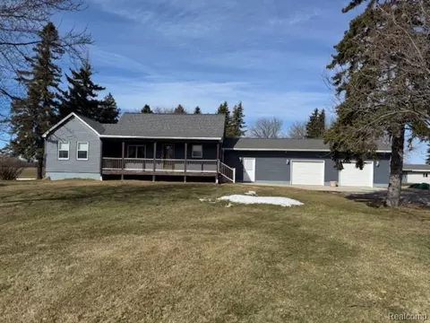 7788 Filion Rd, Mckinley, MI 48755