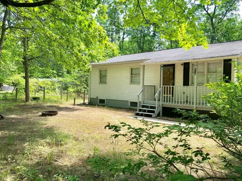 699 E White Lake Dr, Dalton, MI 49457