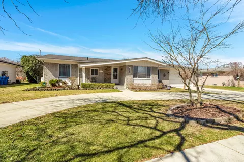 32475 Coventry, Warren, MI 48093