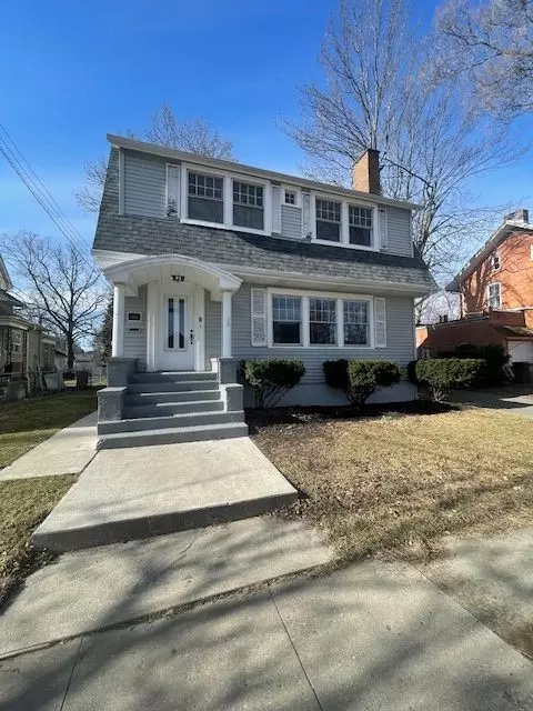 210 E 3rd St, Monroe, MI 48161
