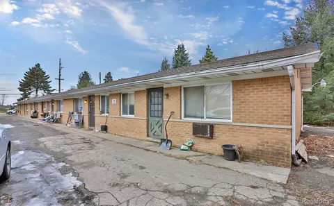 280 N Rose St, Mount Clemens, MI 48043