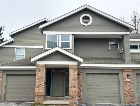 6655 Hearthside, West Bloomfield, MI 48322