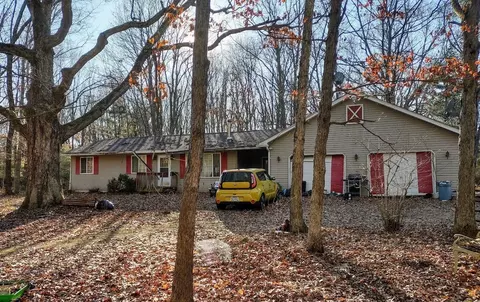 15056 Duffield Rd, Argentine, MI 48418