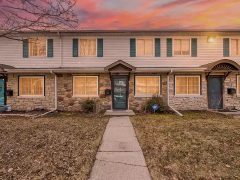 16515 Terrace Village Dr, Taylor, MI 48180