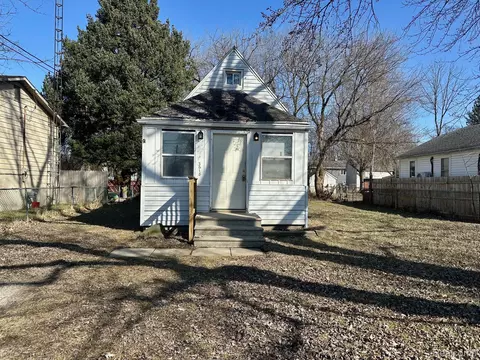 3618 Branch Rd, Flint, MI 48506