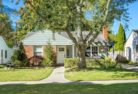 4225 Olivia Ave, Royal Oak, MI 48073