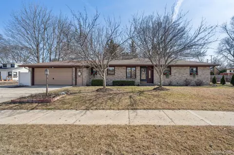 3968 Canal Ave SW, Grandville, MI 49418