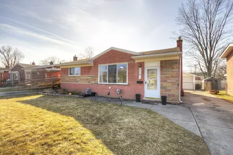 718 Easley Dr, Westland, MI 48186
