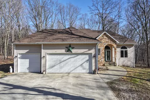 12247 Coldwater Rd, Columbiaville, MI 48421