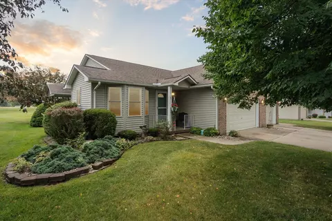 4401 Springbrook Dr, Swartz Creek, MI 48473