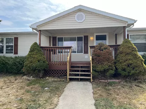 3740 Cross Crk, Dryden, MI 48428