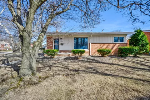 Undisclosed, Dearborn Heights, MI 48127