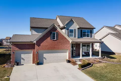 53585 Mary Ann Ln, New Baltimore, MI 48047