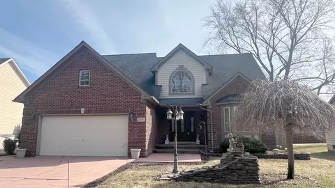23928 Haynes St, Farmington Hills, MI 48336