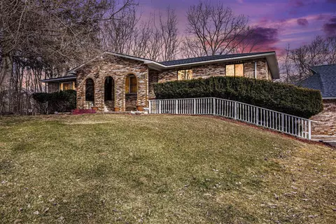 6126 N Belsay Rd, Flint, MI 48506