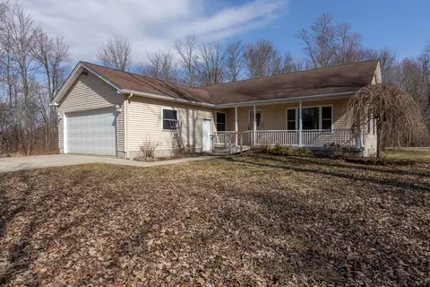 7722 Kilgore Rd, Greenwood, MI 48006