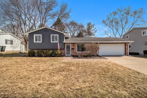 999 Byron, Milford, MI 48381