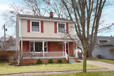 510 Kinross Ave, Clawson, MI 48017