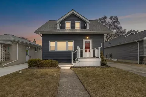 60 W Elmwood Ave, Clawson, MI 48017
